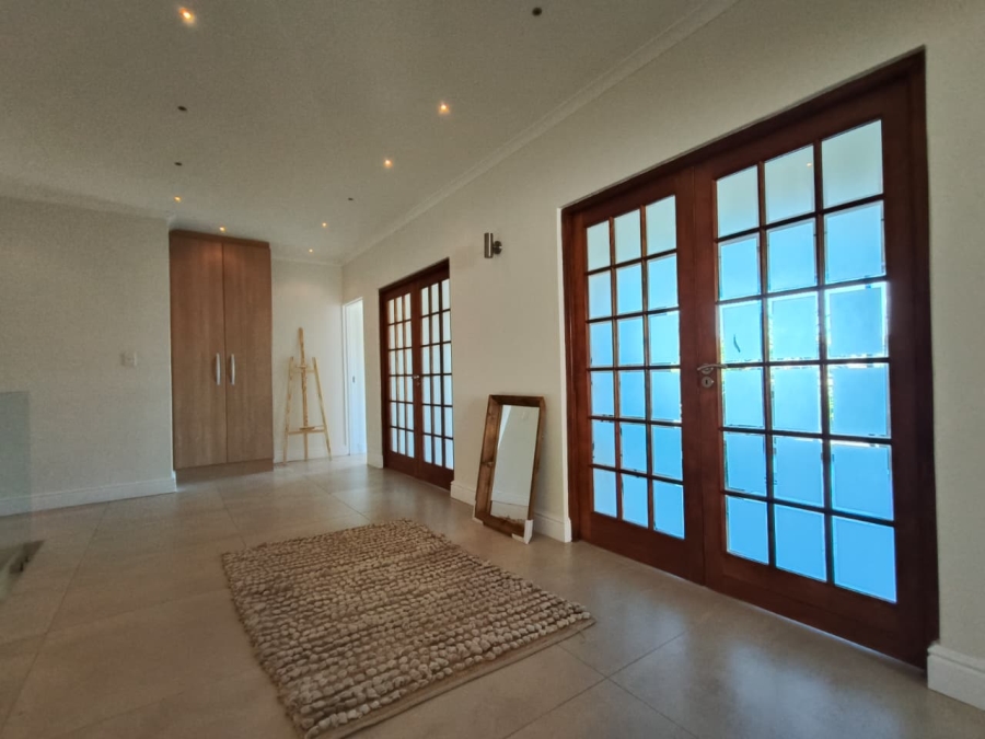 5 Bedroom Property for Sale in Marina Martinique Eastern Cape